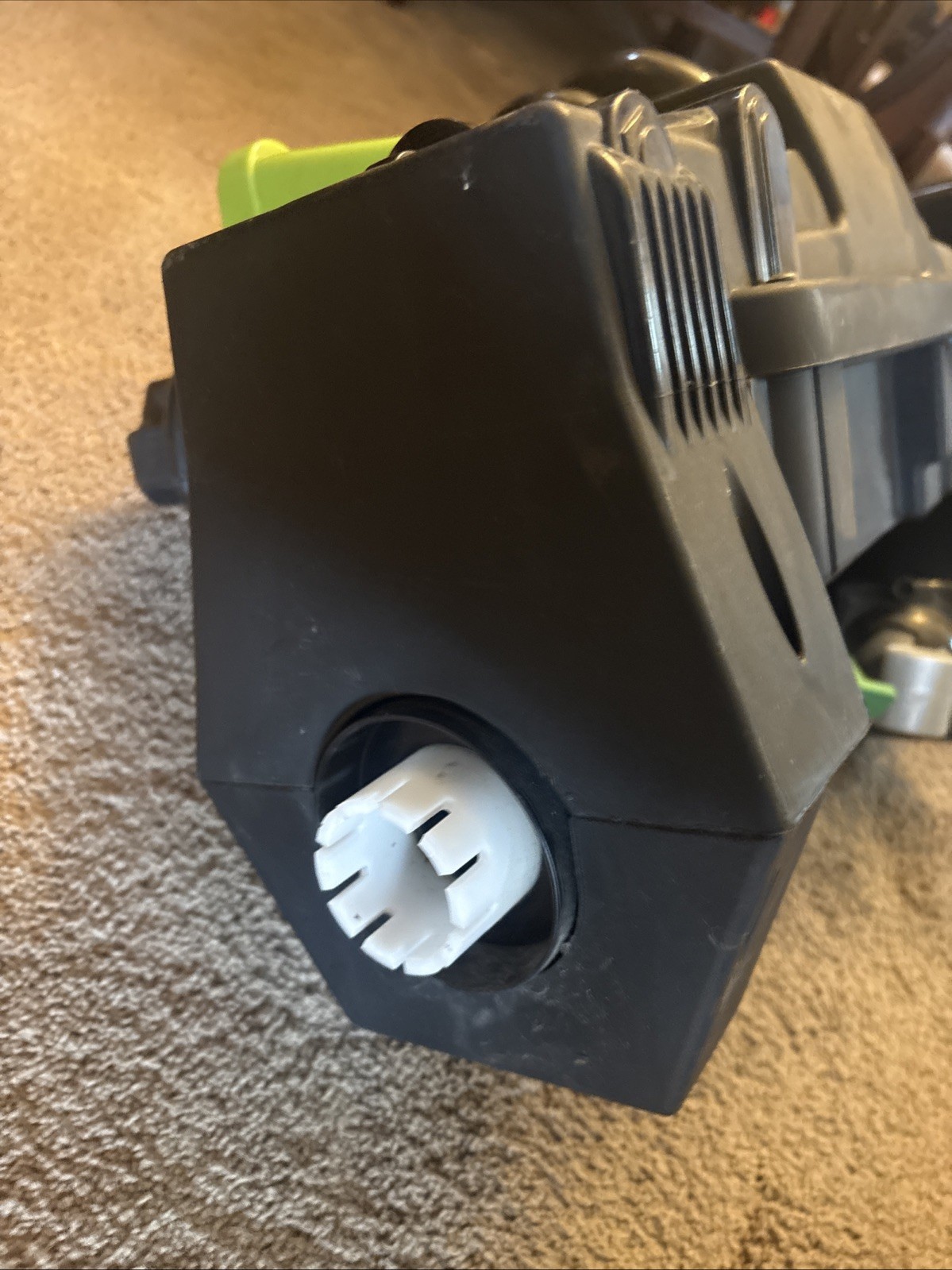 Fisher Price Power Wheels DUNE RACER EXTREME gearbox Motor With battery Housing