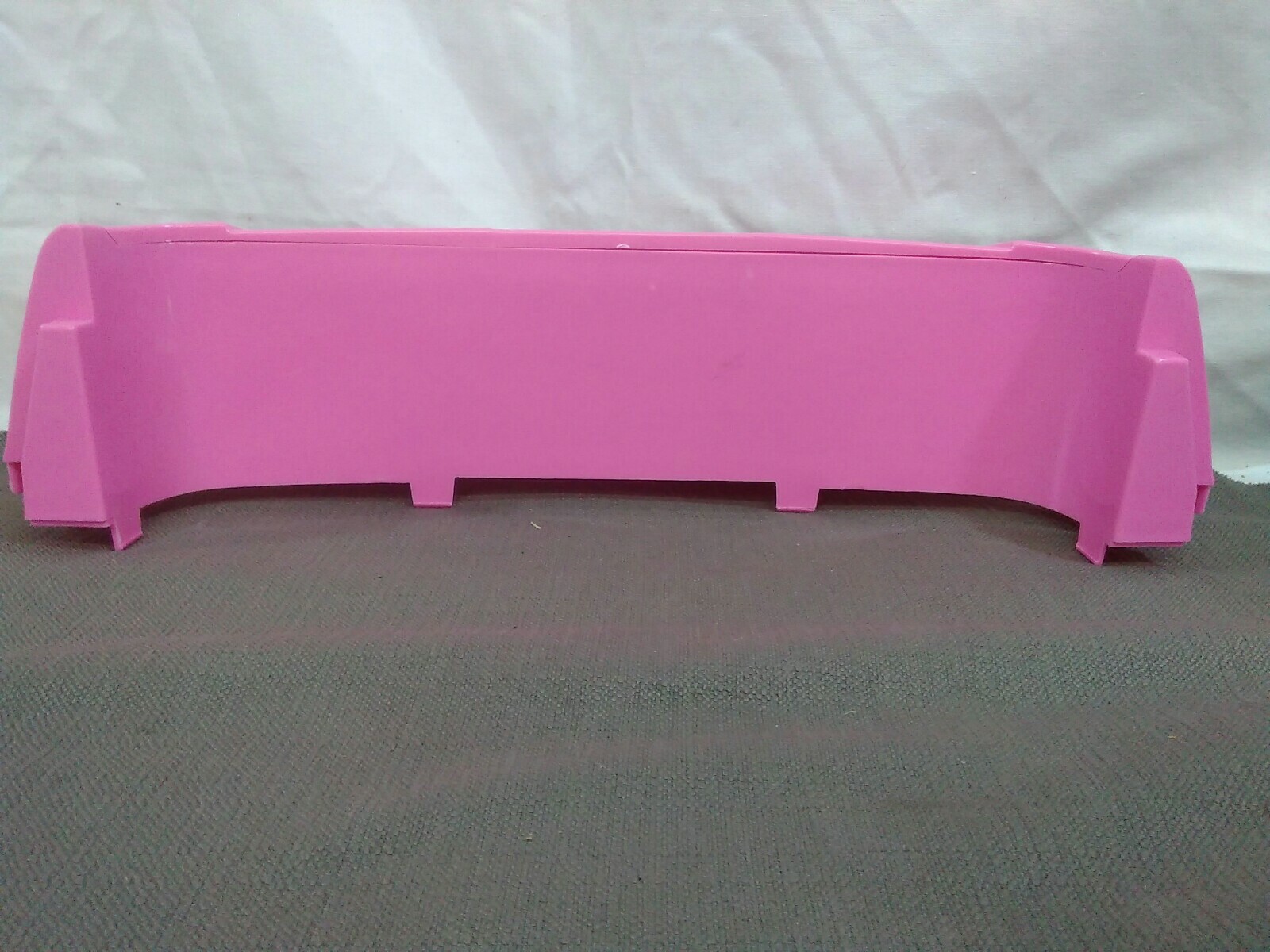 Power Wheels Disney princess Mercedes-Benz AMG 45 pink rear window only