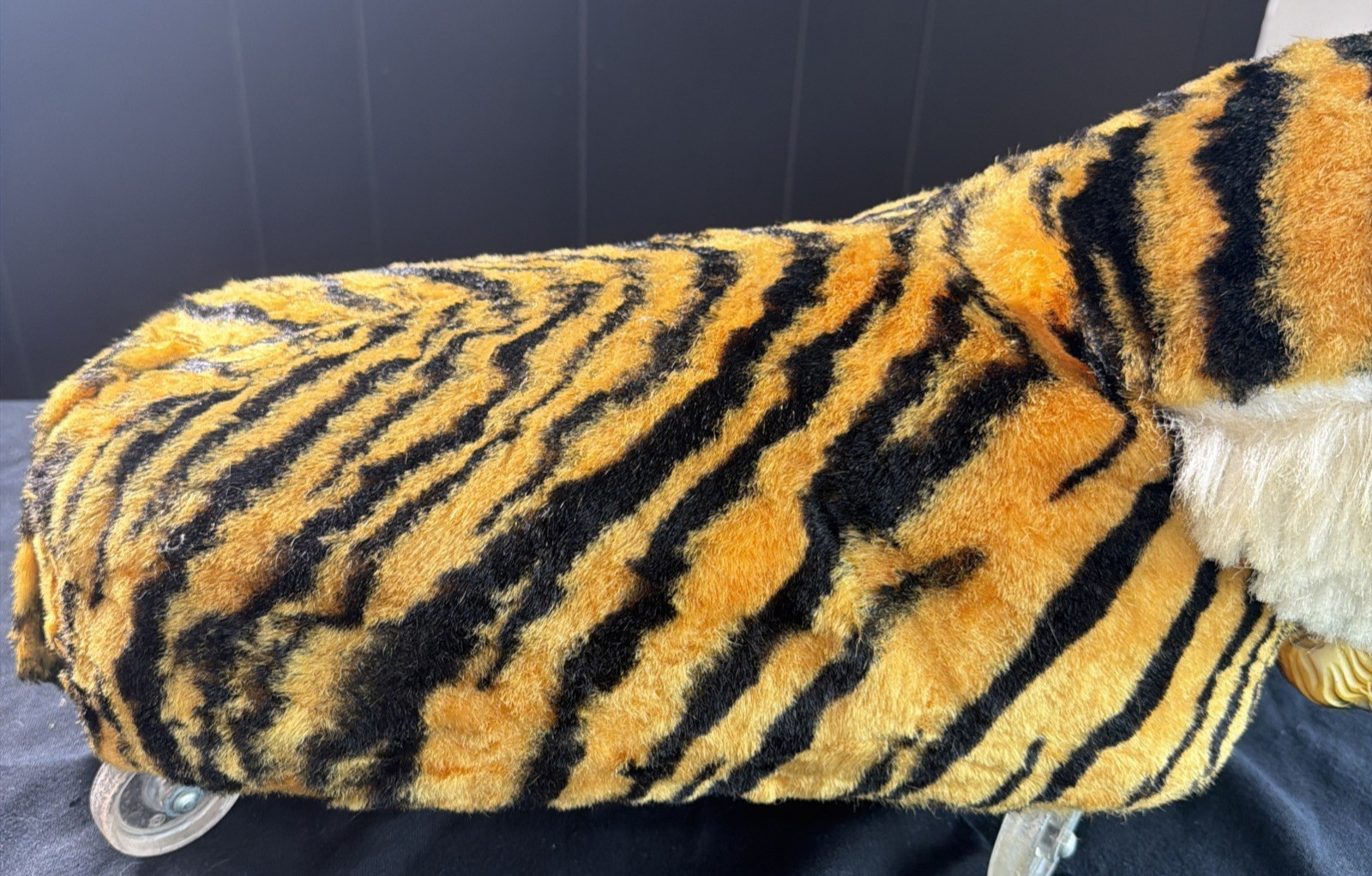 Rare Vintage Tiger Ride On Kids Toy On Wheels Green Eyes Neck Needs Work
