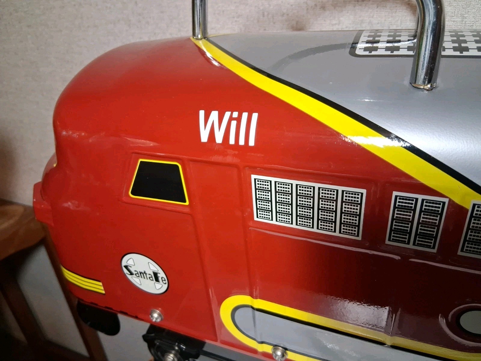 Santa Fe Locomotive Train Ride On – Morgan Cycle – Rare Retired Near Mint!