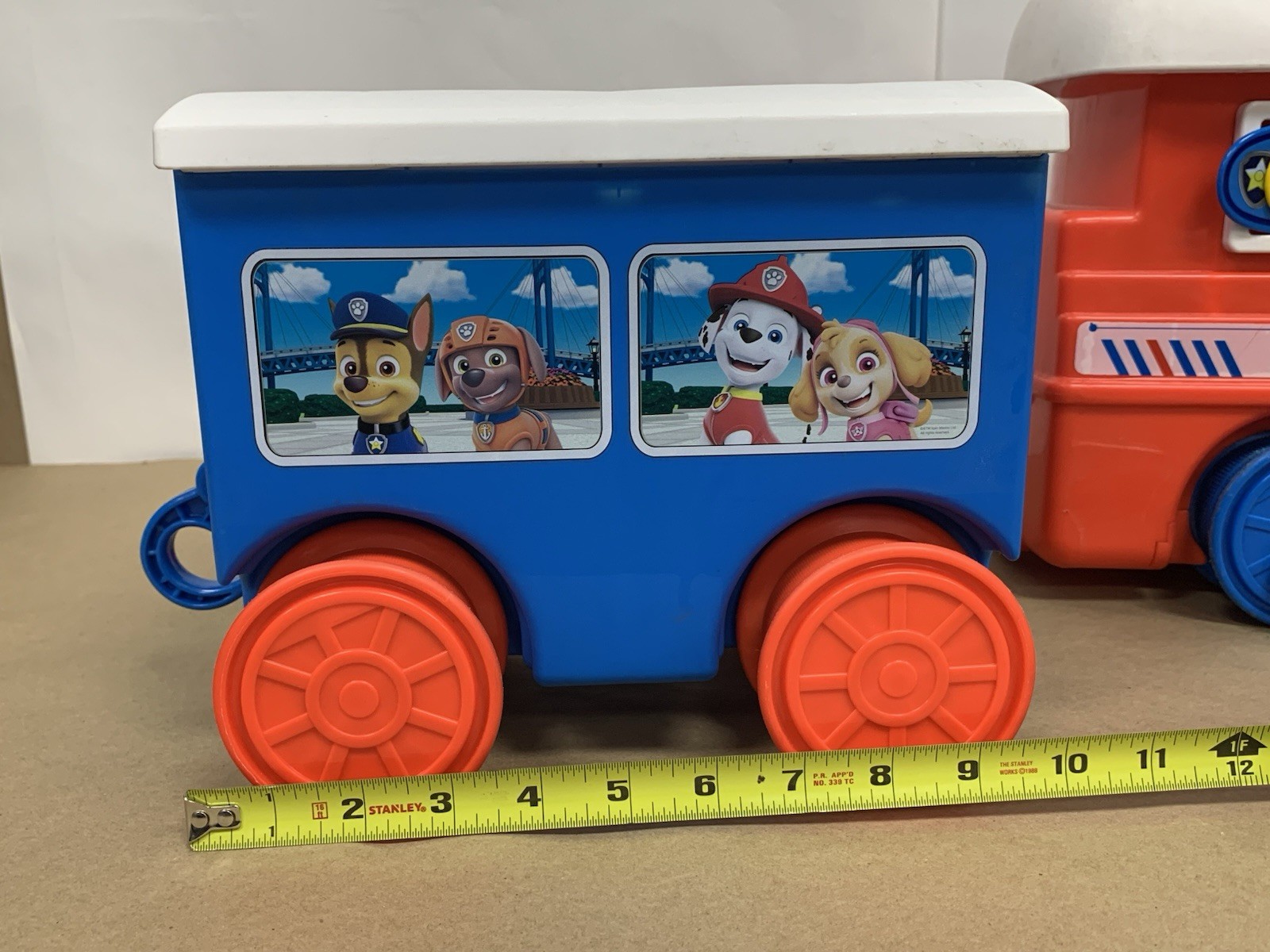 Retired Paw Patrol 6-Volt Powered Ride On Train Locomotive Caboose Tracks