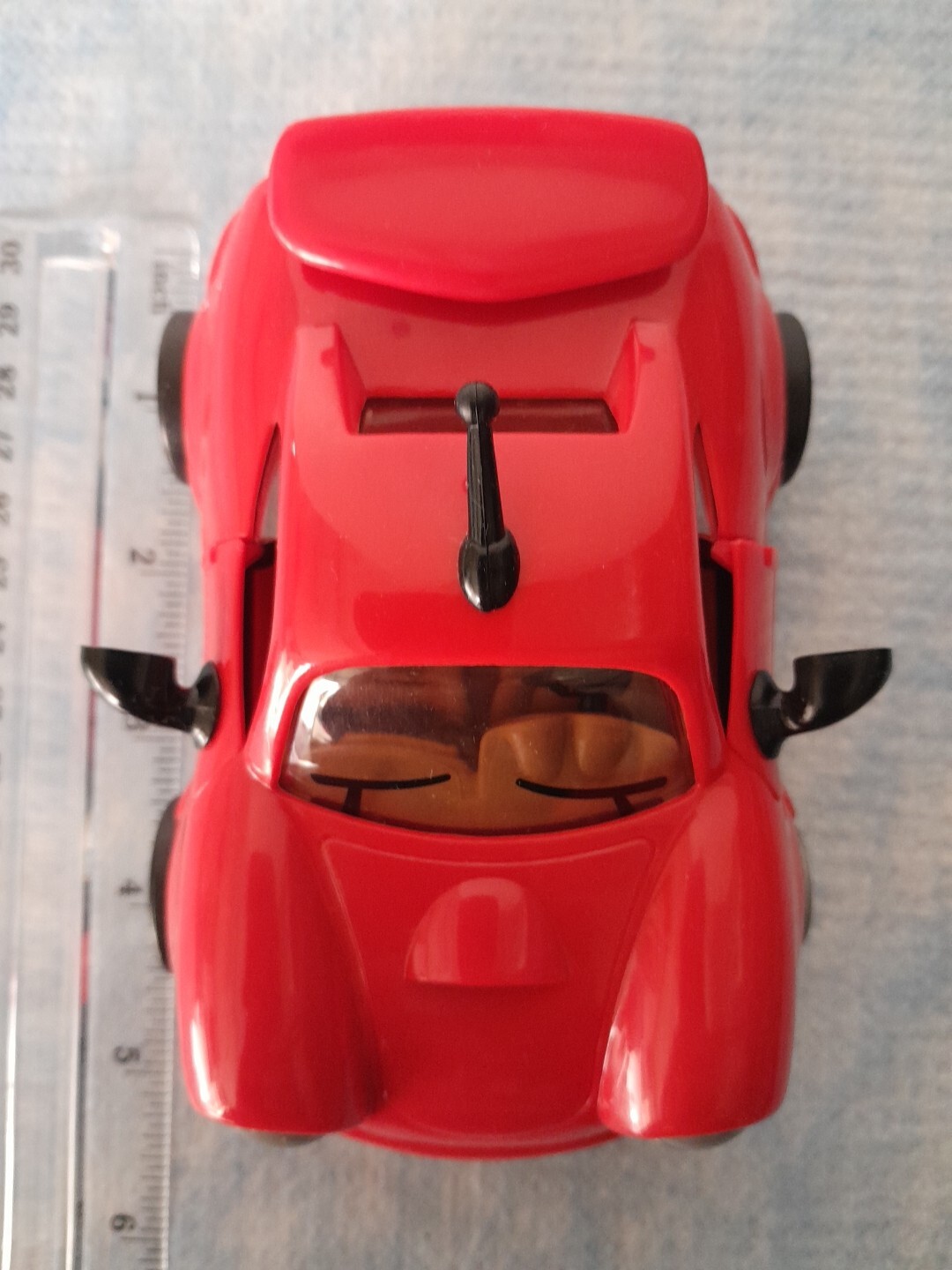The Chevron CARS. Tony Turbo. Features Eyes move side to side & doors Swing…