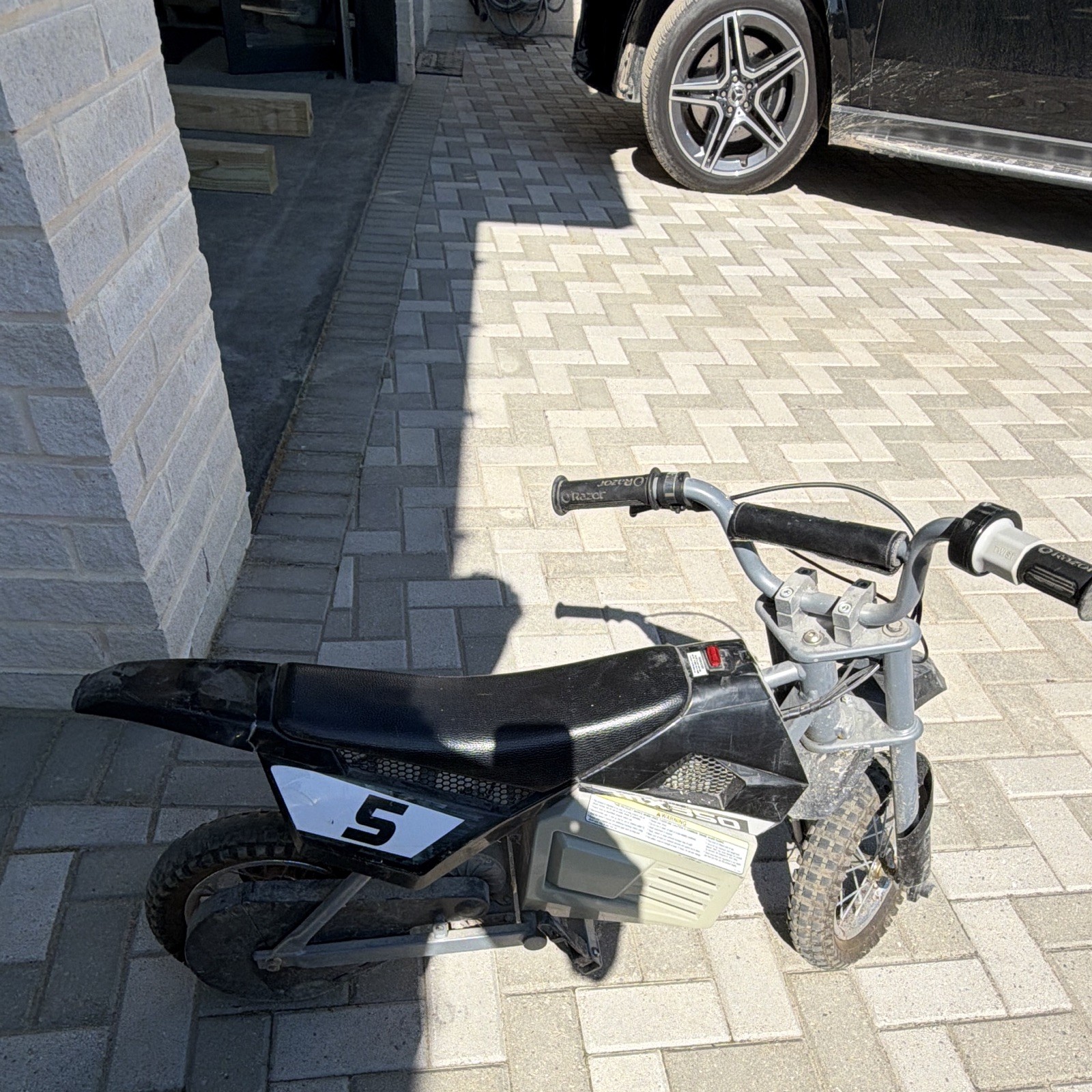 Razor MX350 Electric Dirt Bike Ride-On Motorcycle Black Number 5 Decal