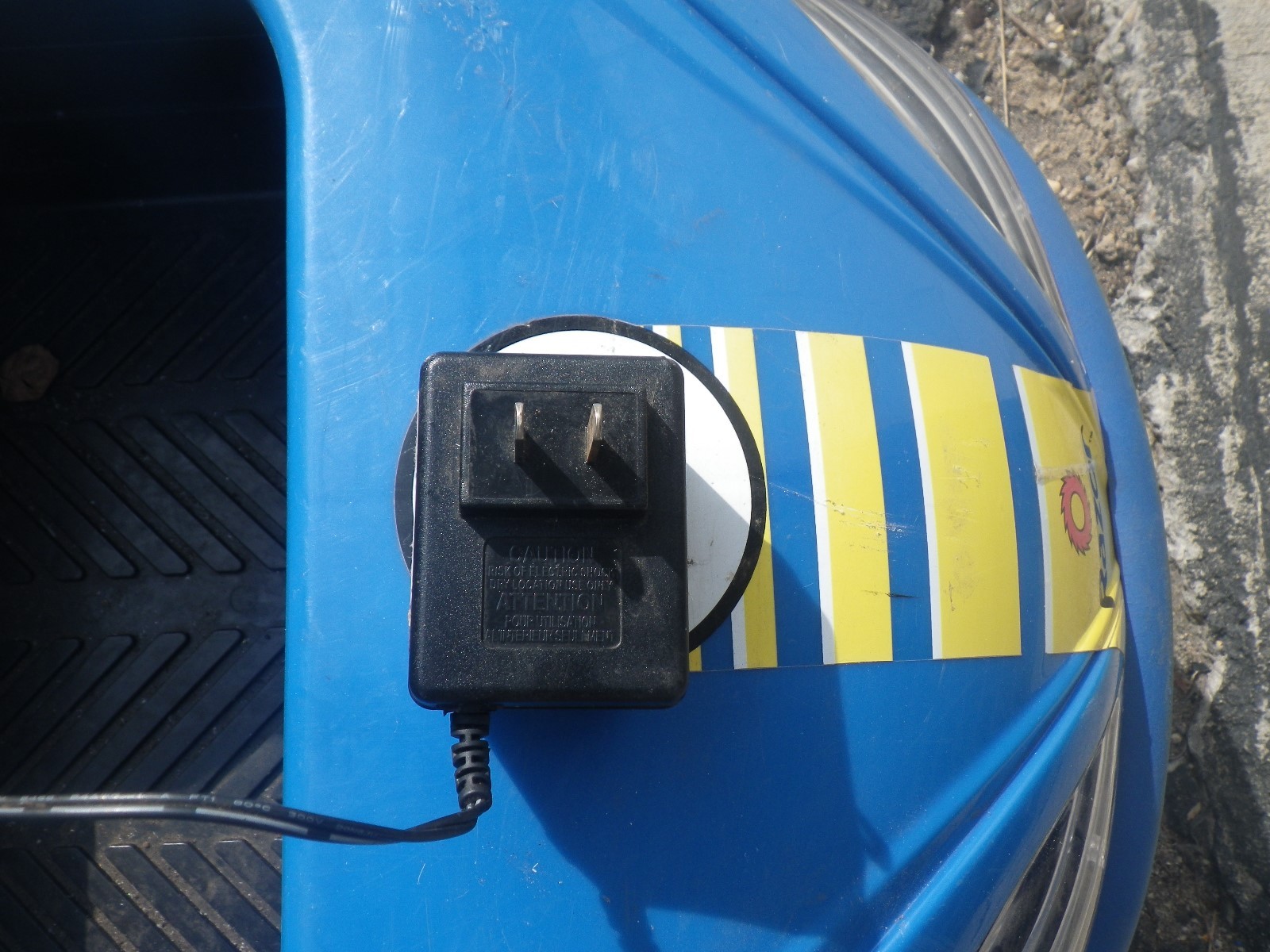 Razor Bumper Buggie Electric Bumper Car Blue Ride On Amusement Park Style