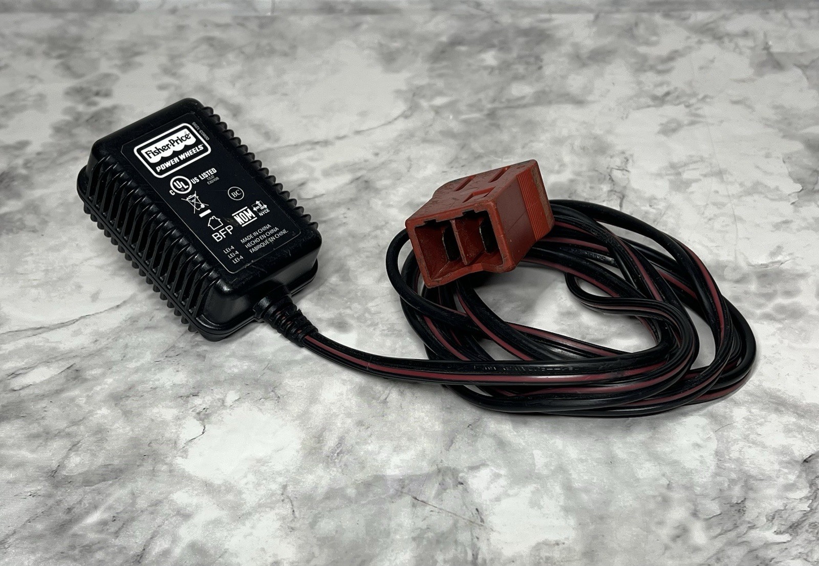 Genuine Fisher Price Power Wheels 6 Volt Charger for 00801-0712 Battery Red