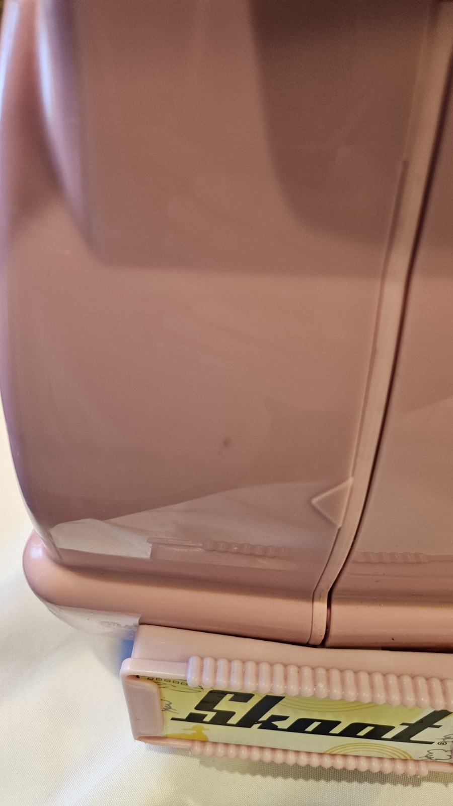 Skootcase, a 2-in-1 children’s ride-on toy scooter and suitcase