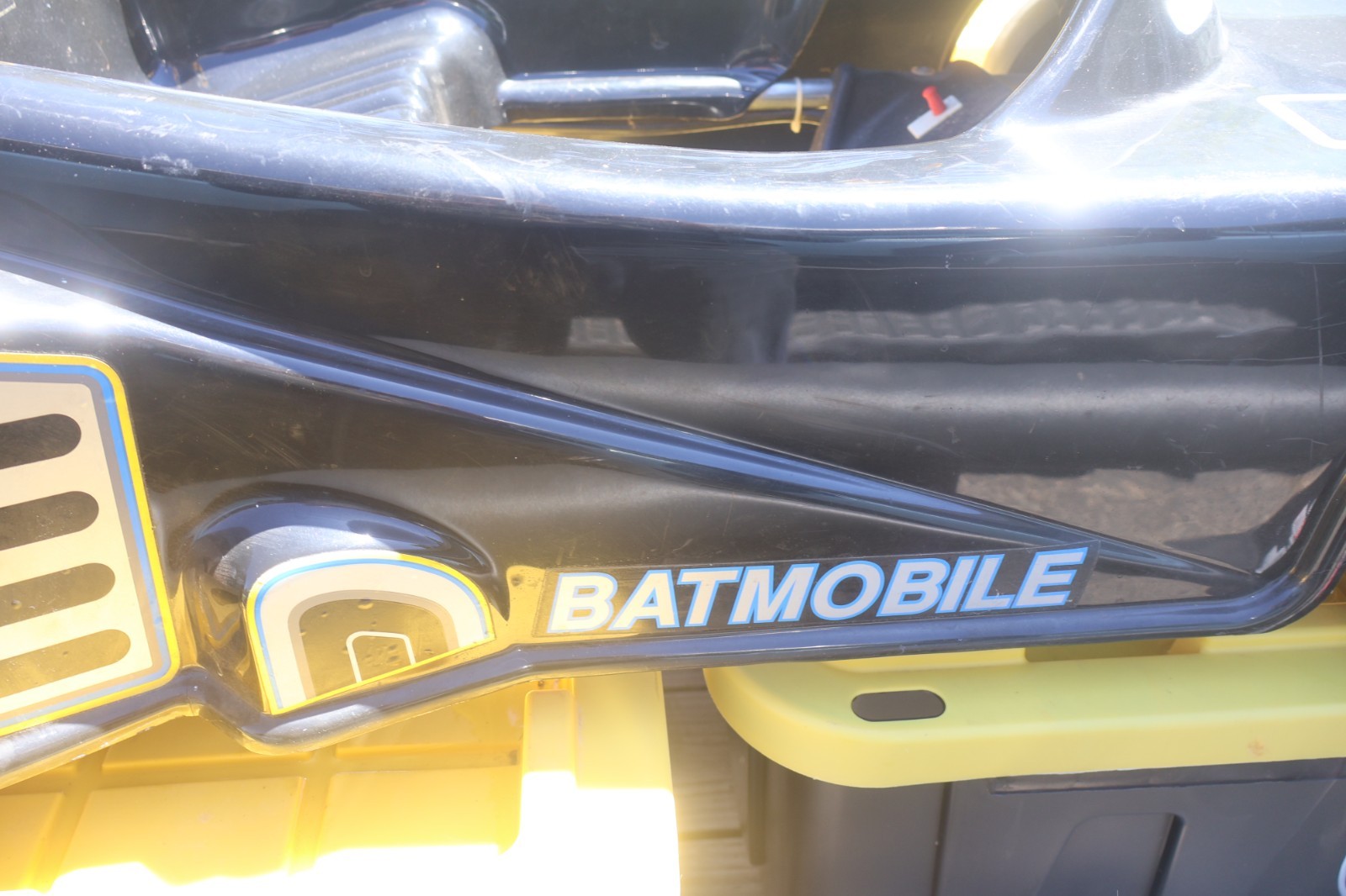 Nice Rare 1989 Mini-Motors Bat-Man Batmobile Power Wheels Motor Car Kingsbury