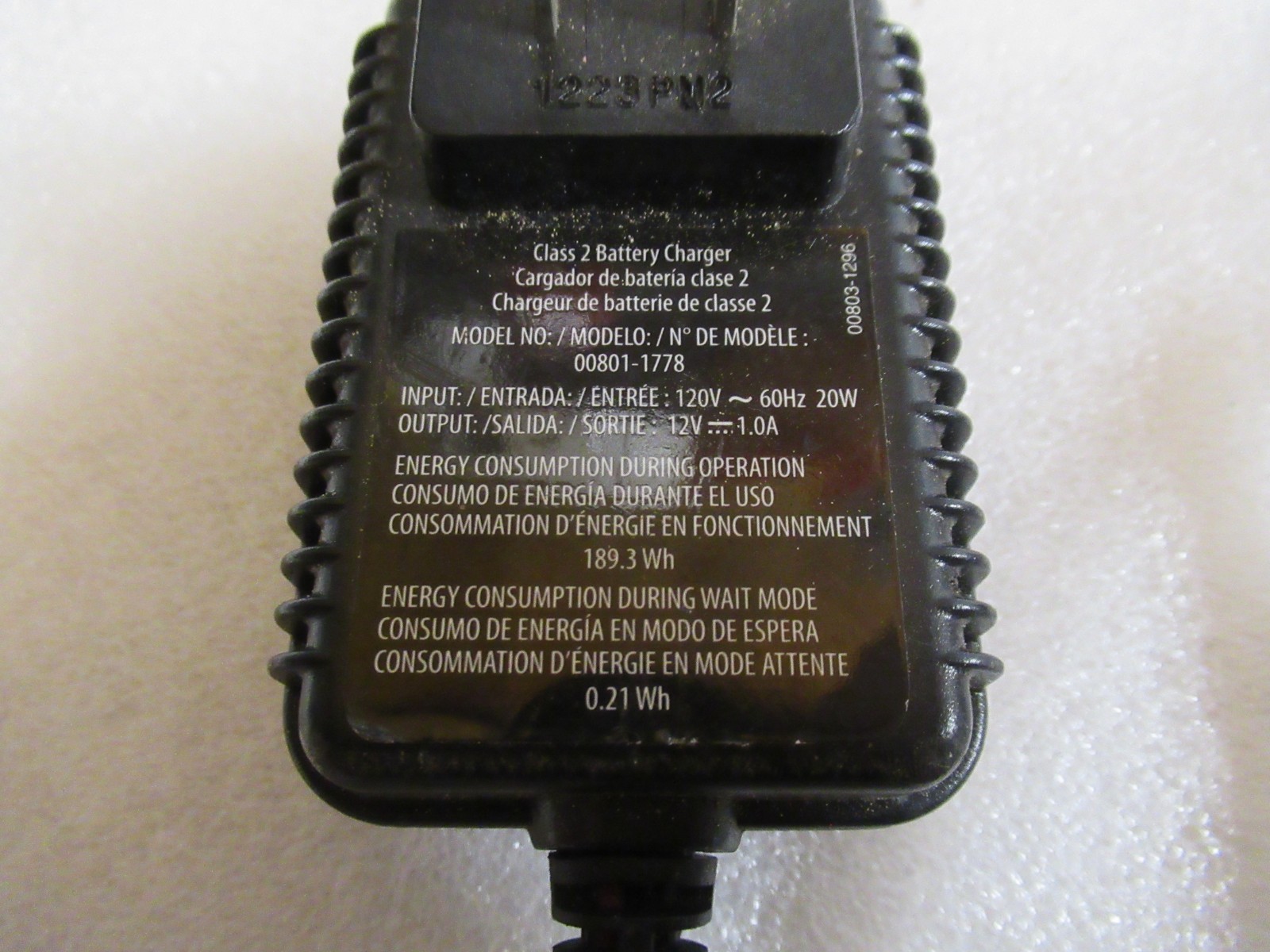 Genuine Power Wheels 12v Grey Battery Charger: 00801-1778 – 12V 1A