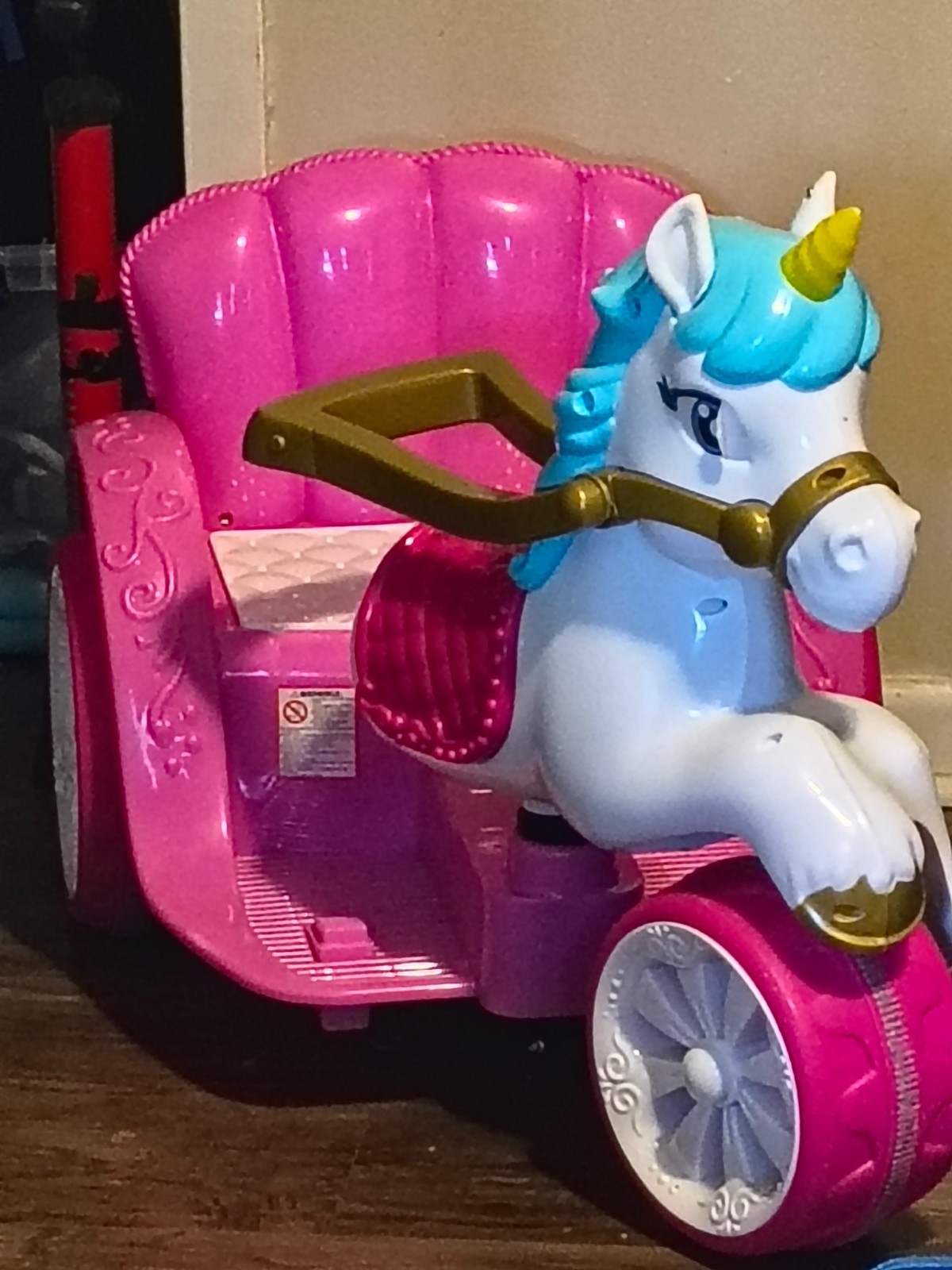 power wheels unicorn and carriage 6v