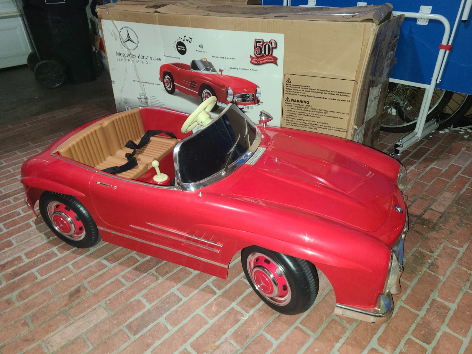 RARE – Kid Trax Mercedes-Benz SL300 12V Electric Ride-On Car For 2 – IOB