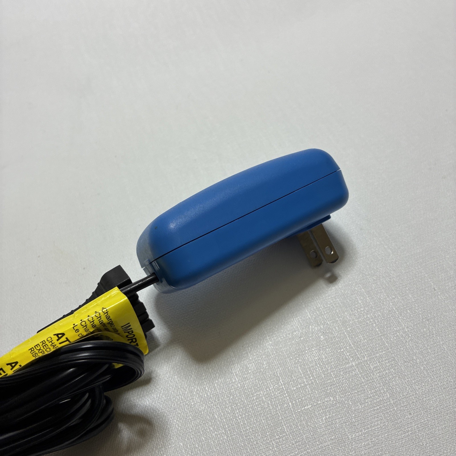 Genuine Peg-Perego 12V DC Class 2 Battery Charger Model 25200030
