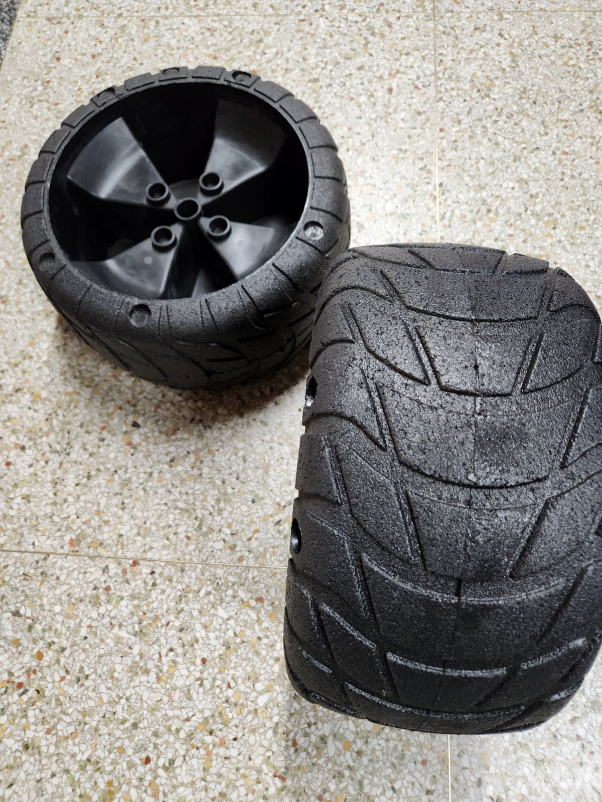 Peg Perego Ride On Toy Tires