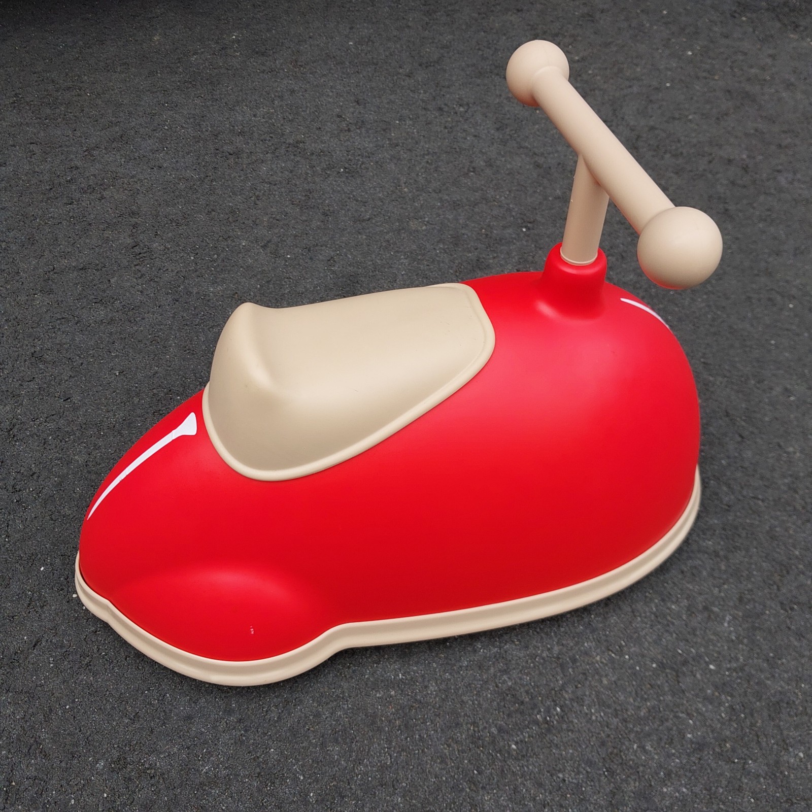 Baghera Twister Retro-look Ride-On Toy Red 1-3 Years French Design