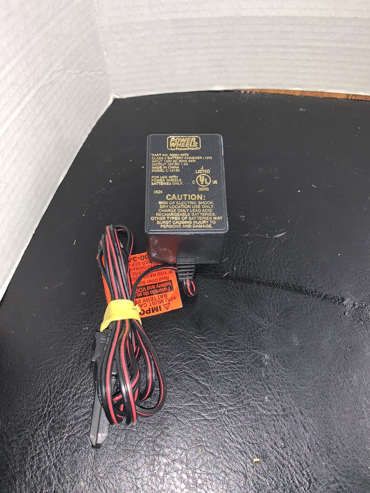 POWER WHEELS BATTERY CHARGER BY FISHER PRICE 00801-0972 12V DC