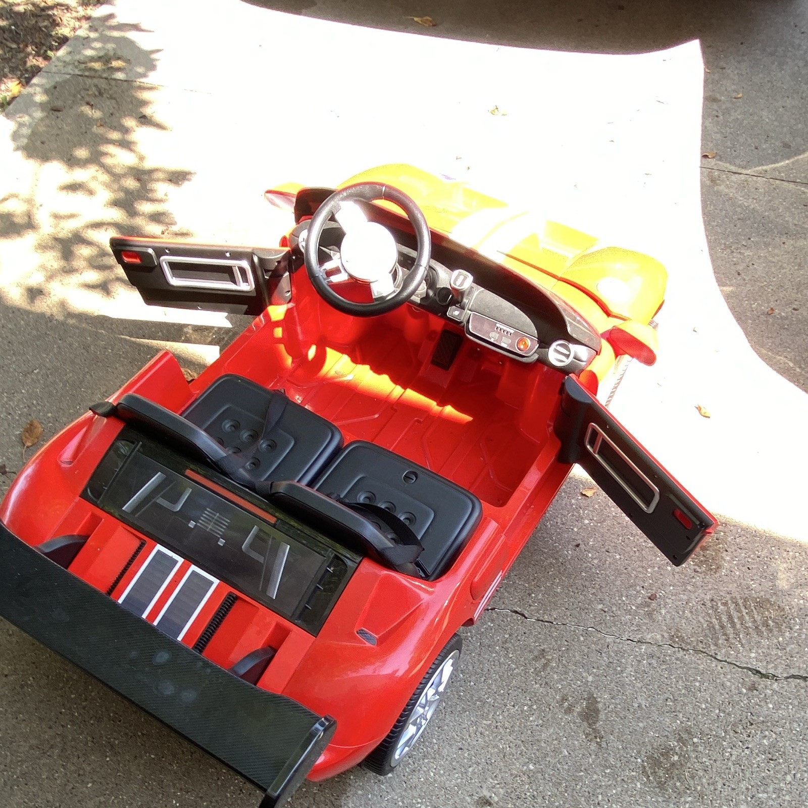Ford GT Style Battery-Powered 2-Seat Ride-On Car, Red w/ White Stripes