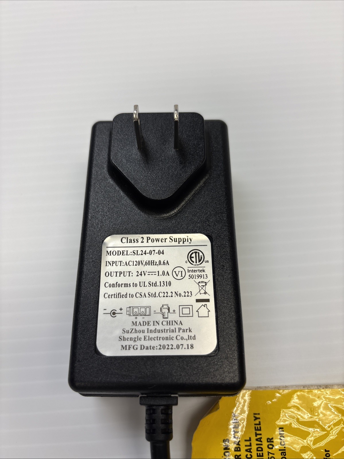 SHENGLE ELECTRONIC Class 2 Power Supply BATTERY CHARGER Model:SL24-07-04 (88)