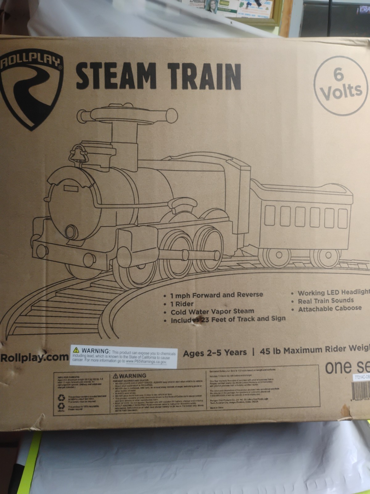 ROLLPLAY , Steam Train Ride ON ,Tracks , 6 VOLT, 2-5 Yrs , 45lb Max Weight