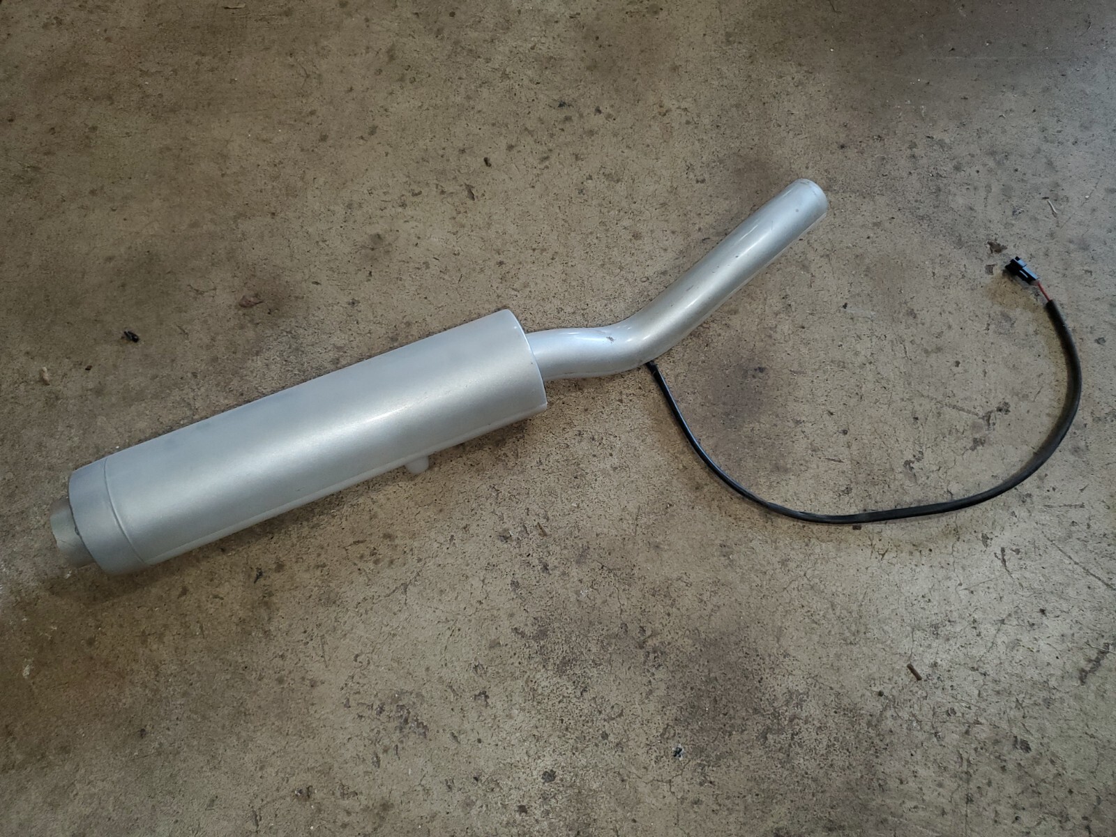 12V Yamaha Raptor Dumar Power Wheels Kids ATV Plastic Muffler Assembly