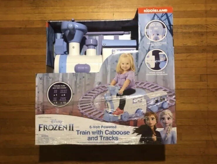 [New/FROZEN II/KiddieLand] Ride-On TRAIN{Toddler} with Tracks Charger & Battery!
