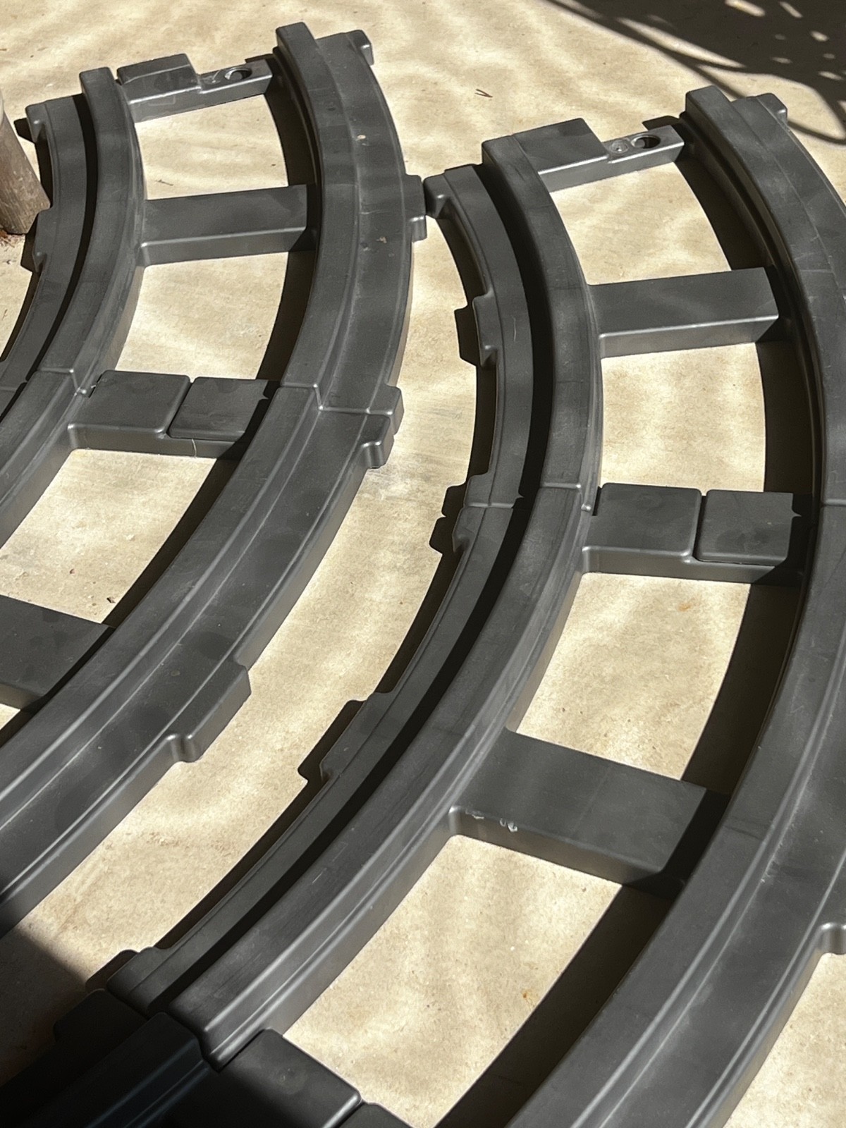 Peg Perego Train Track Set (12) numbered Curved Sections – Thomas, Santa Fe