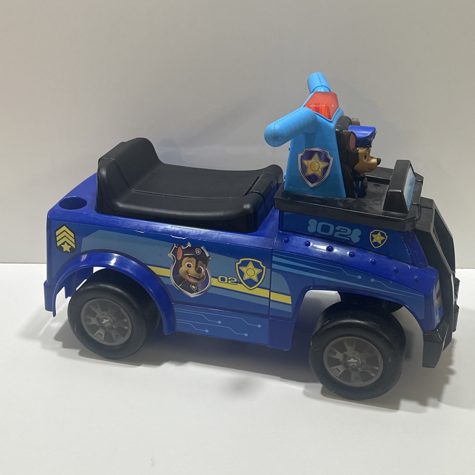 Paw Patrol Chase Blue Ride-On Car Toy Vehicle 4-Wheels Lights / Sounds