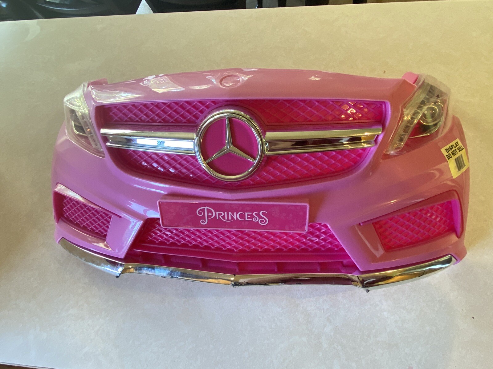 Disney Princess Mercedes: Action Wheels: Front Bumper/Grille/Headlight Assembly