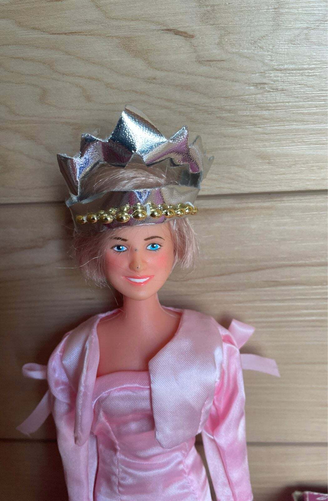 VTG Princess Diana Doll Wardrobe And Doll Set – B-i4-C