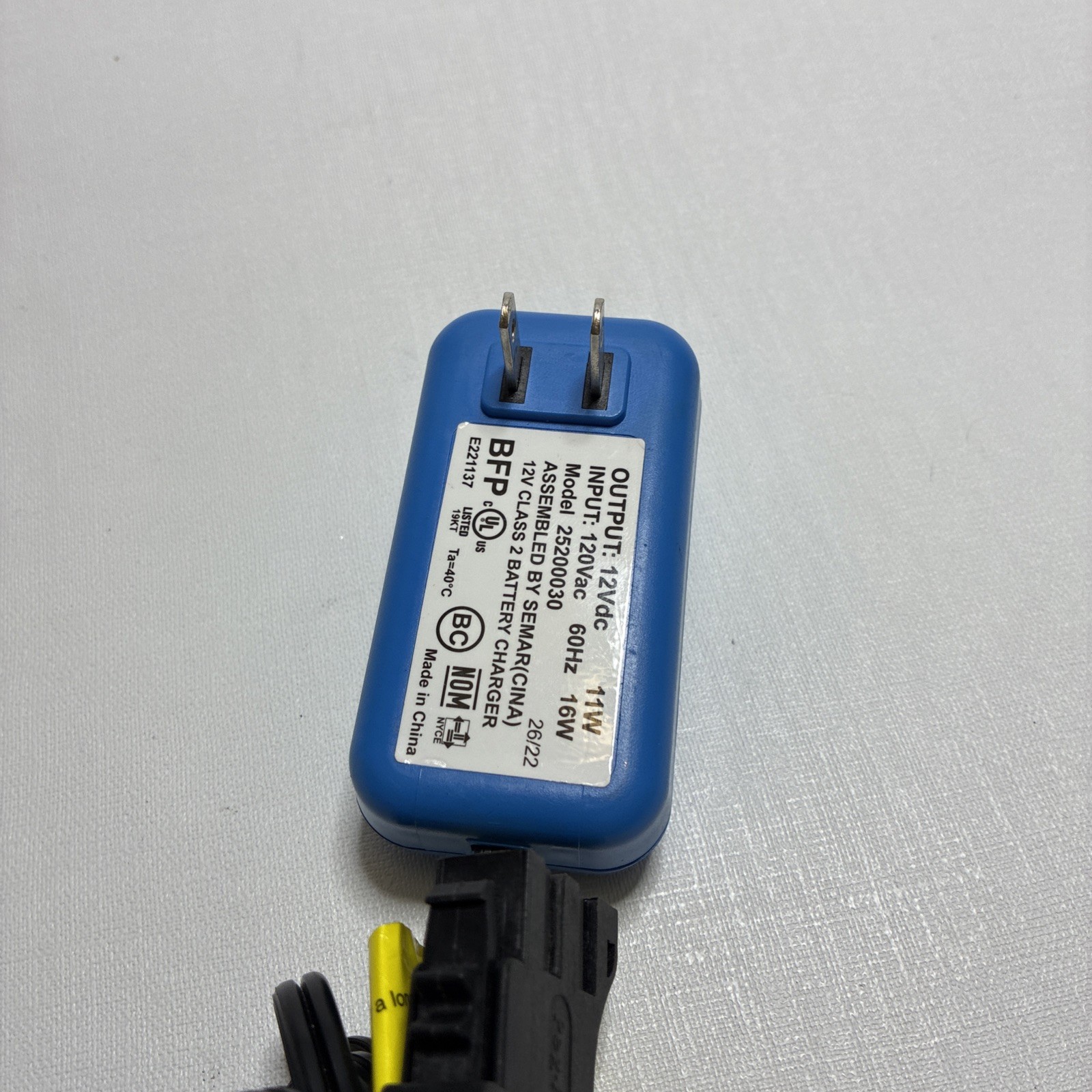 Genuine Peg-Perego 12V DC Class 2 Battery Charger Model 25200030