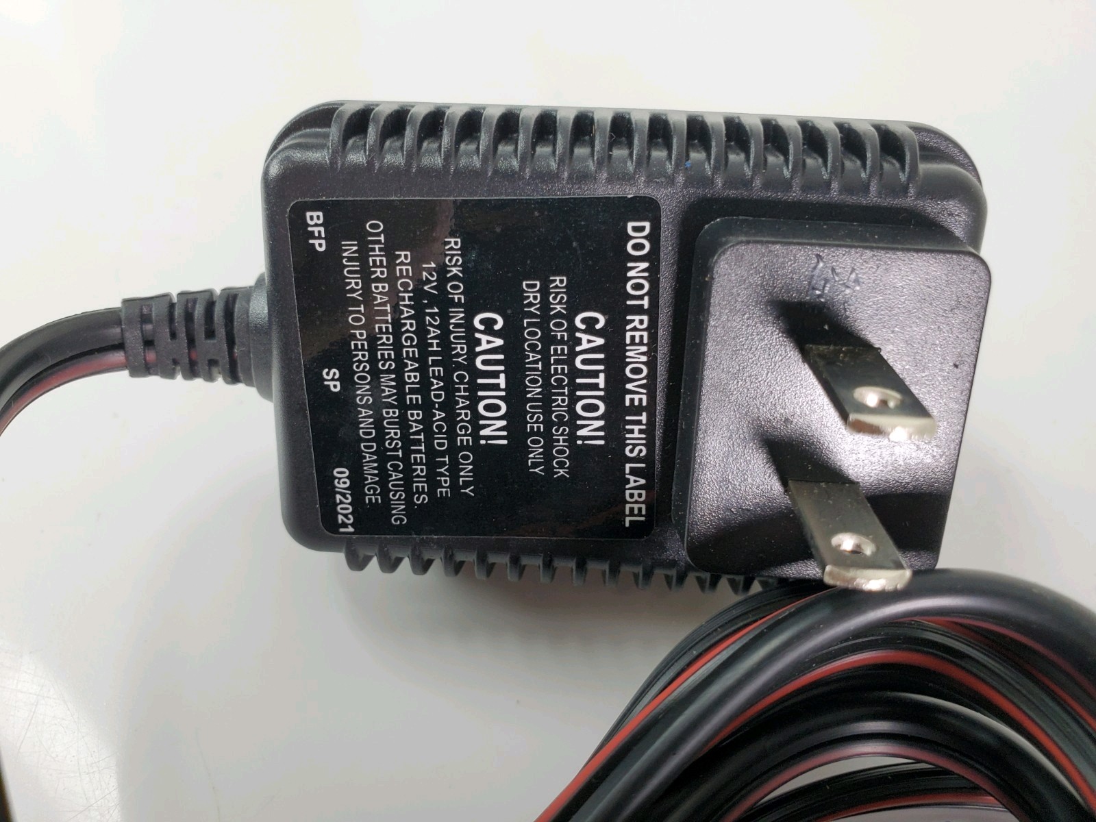 12V Charger for Power Wheels Gray Battery 12-Volt SafeAMP SA-CPW12
