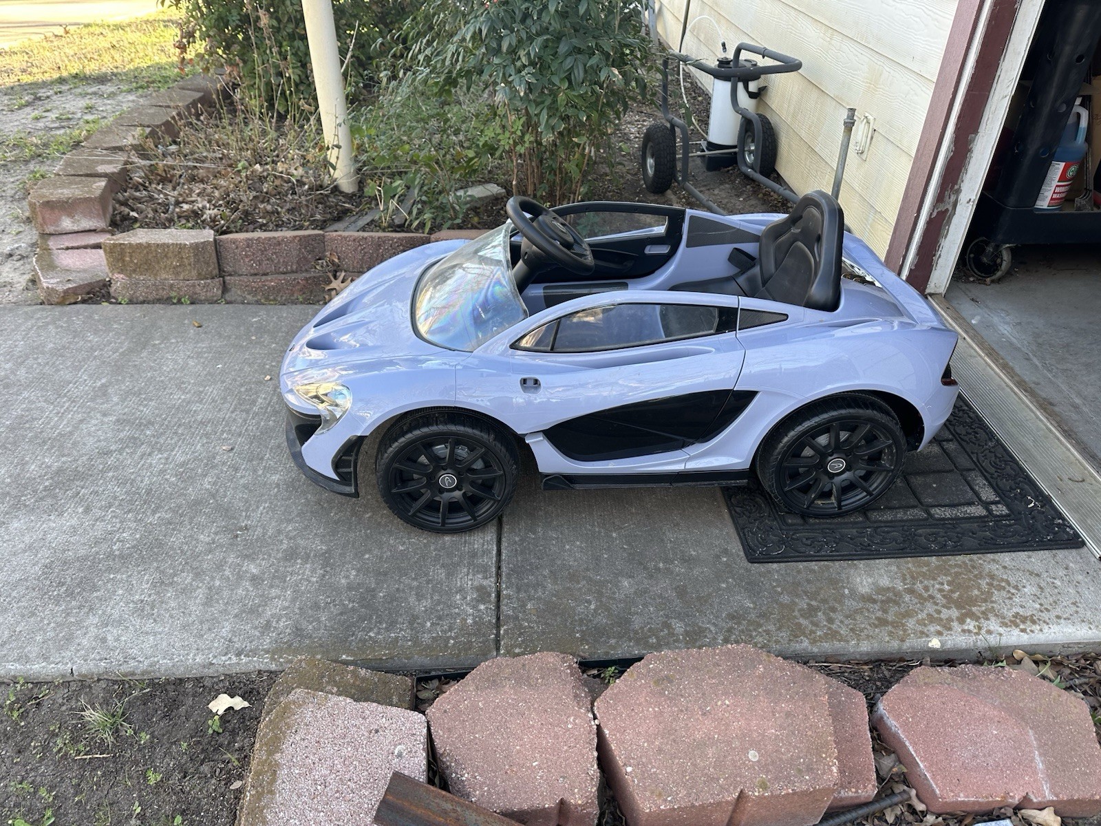 Ride On Toys for Kids 12V Licensed Mclaren Battery Powered Sports Car Butterfly