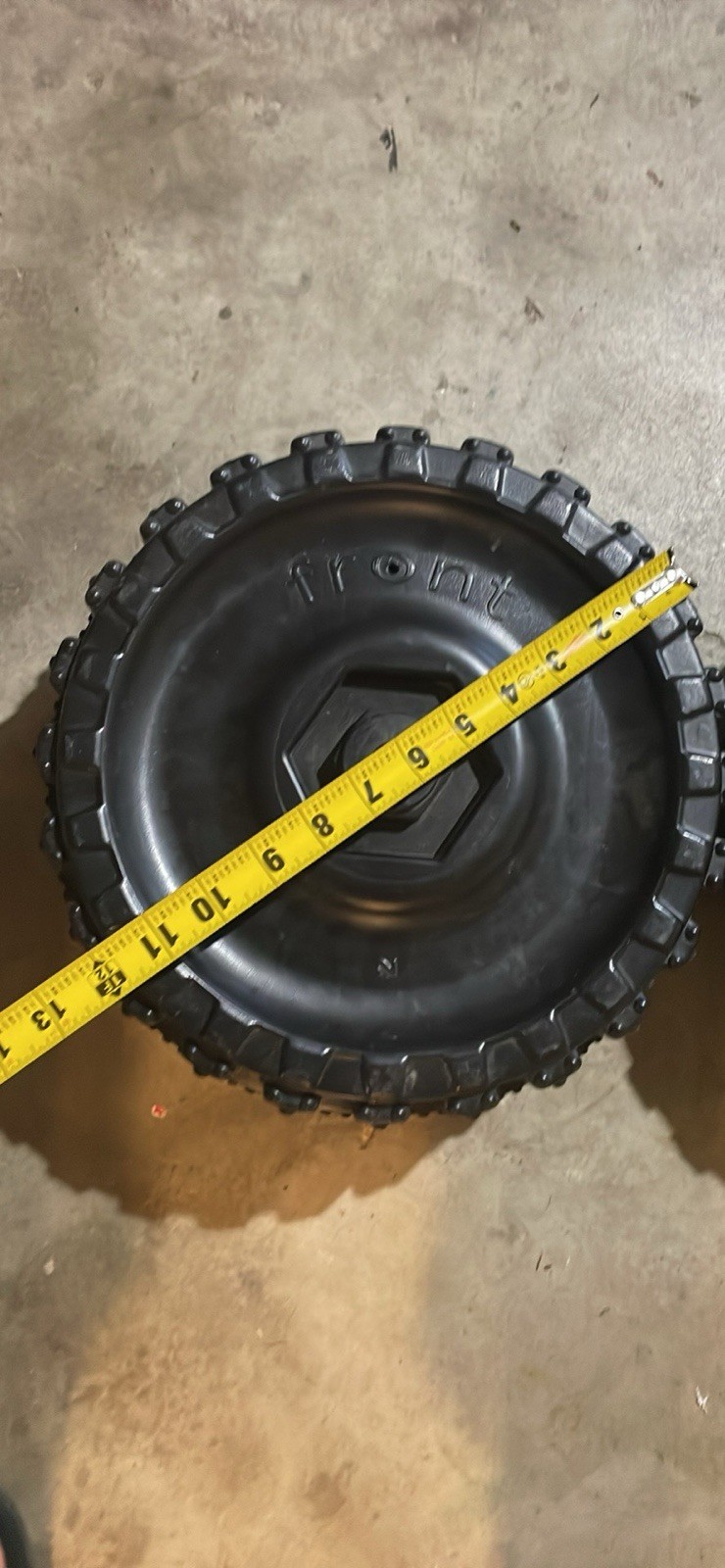 Pair Of Front Wheels For 24v Thunder Tank Ride On Toy
