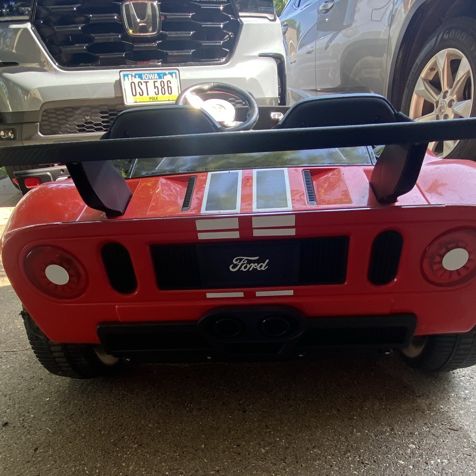 Ford GT Style Battery-Powered 2-Seat Ride-On Car, Red w/ White Stripes