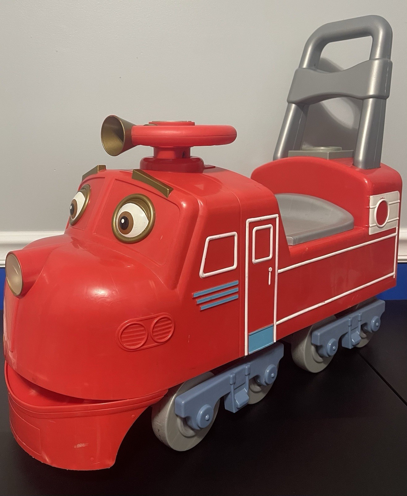LEARNING CURVE CHUGGINGTON WILSON RIDE-ON TODDLER PUSH PLAY LARGE TOY W/ SOUNDS
