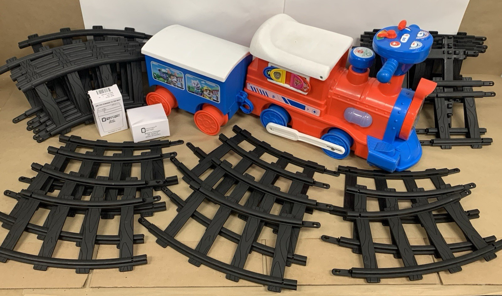 Retired Paw Patrol 6-Volt Powered Ride On Train Locomotive Caboose Tracks