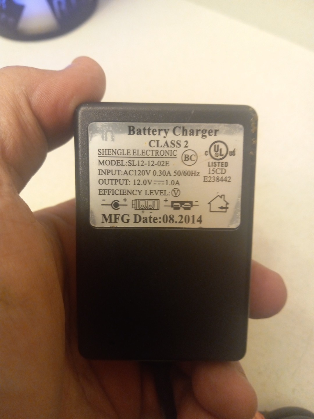 Shengle Electronics 12v 1A Battery Charger Model SL12-12-02E