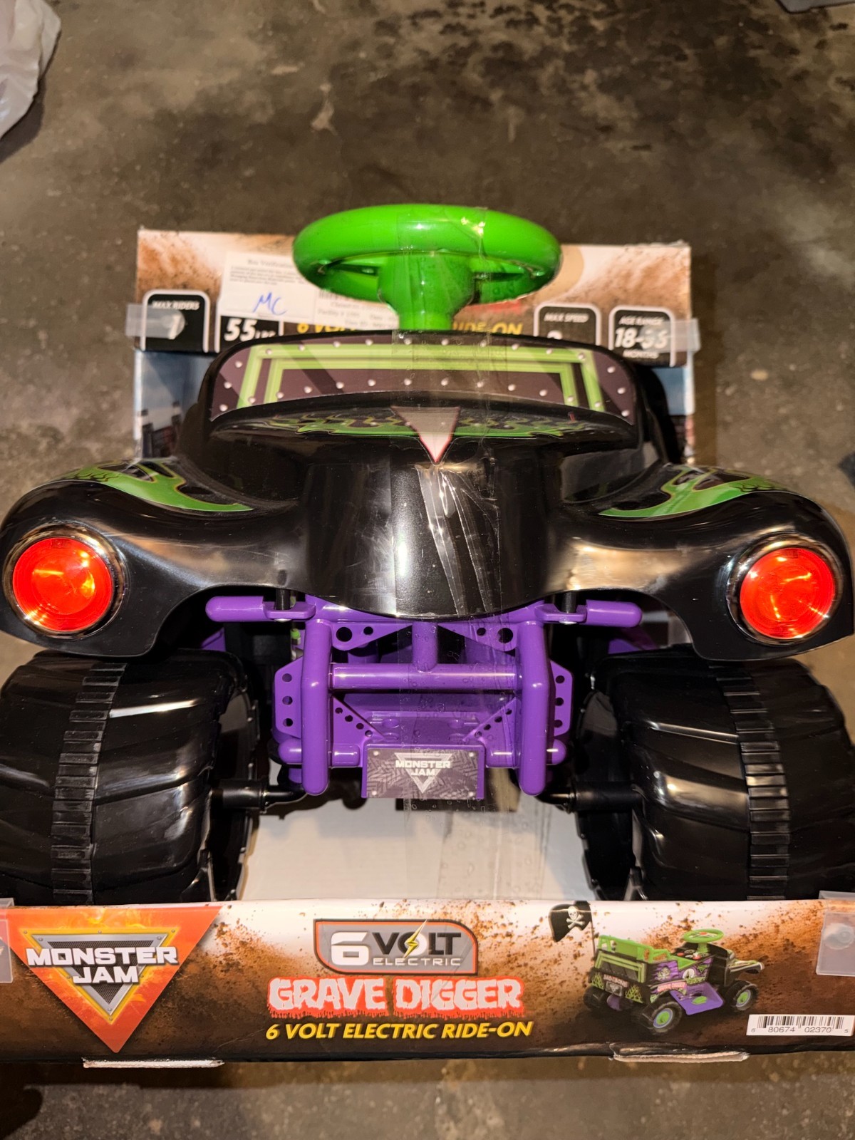 Grave Digger Monster Truck 6V Battery-Powered Vehicle w/Sound Effects, Ages 1.5+