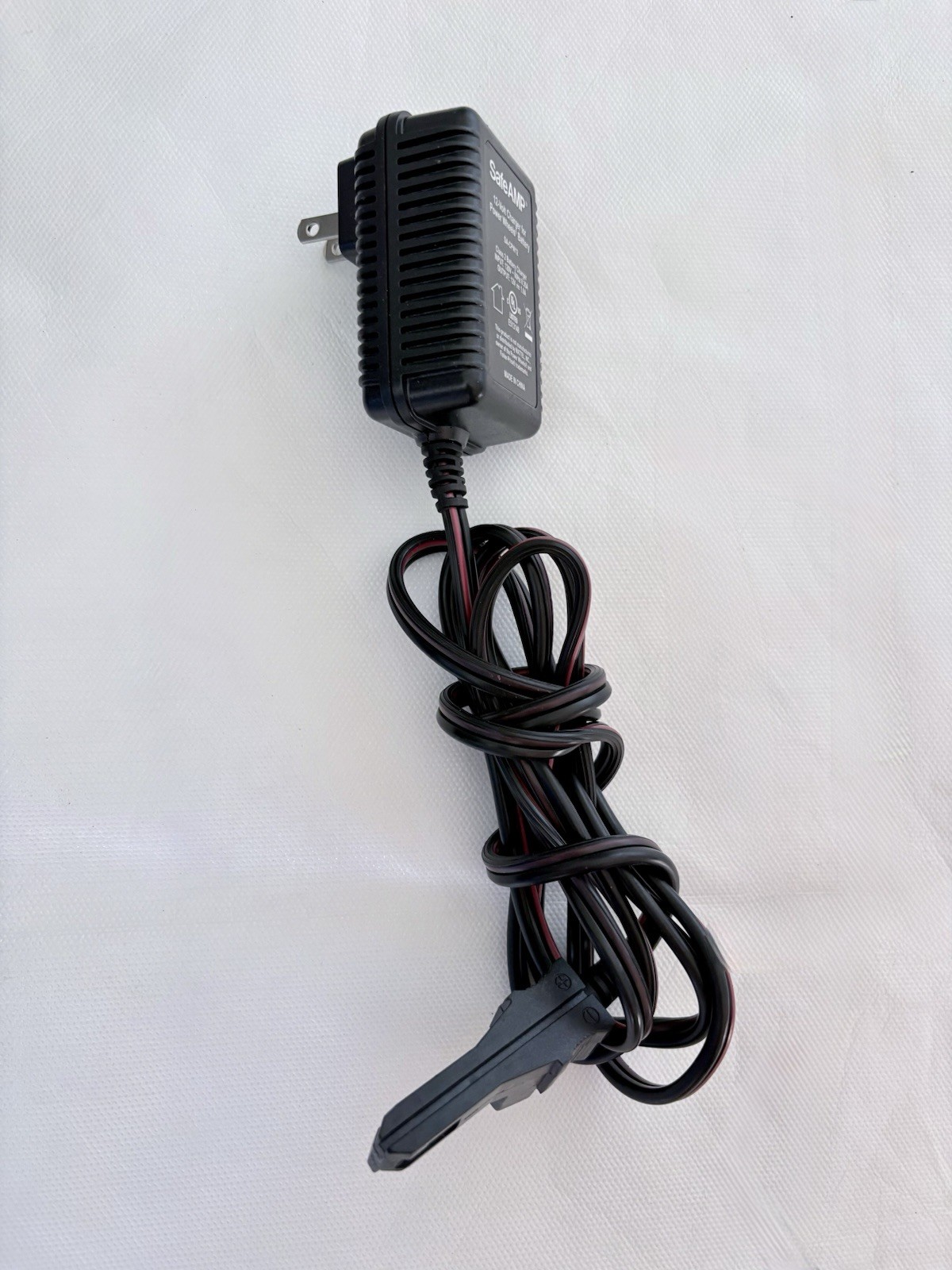 SafeAMP SACPW12 12V Charger for Power Wheels Gray Battery