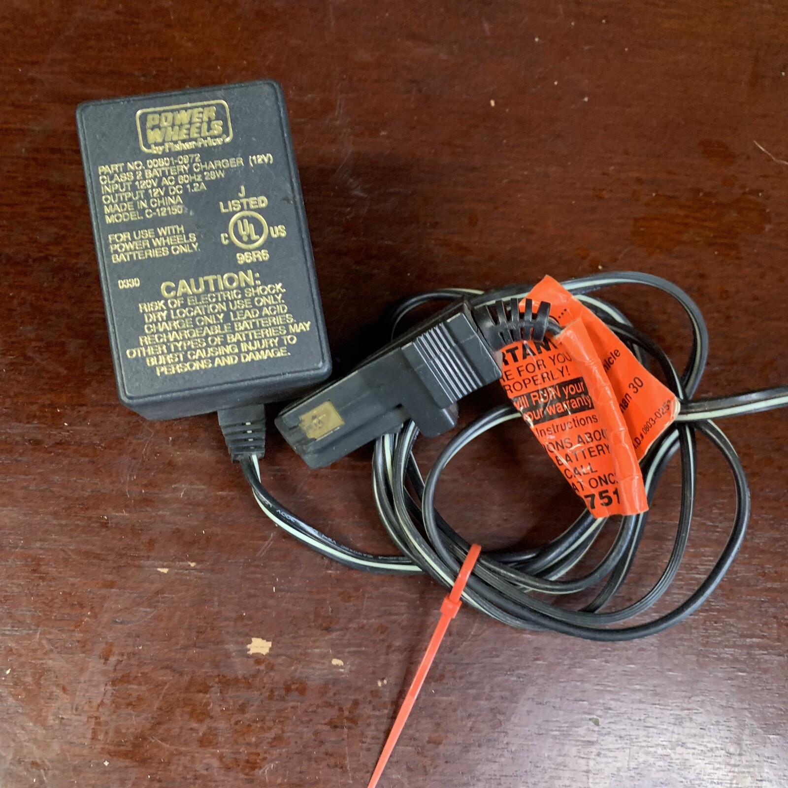 Fisher Price Power Wheels 00801-0972 Class 2 Battery Adapter Charger 12V OEM