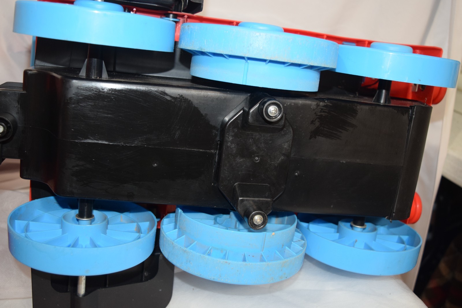 Peg Perego Thomas Tank Engine Train Ride On With Coal Car Battery Charger GUC