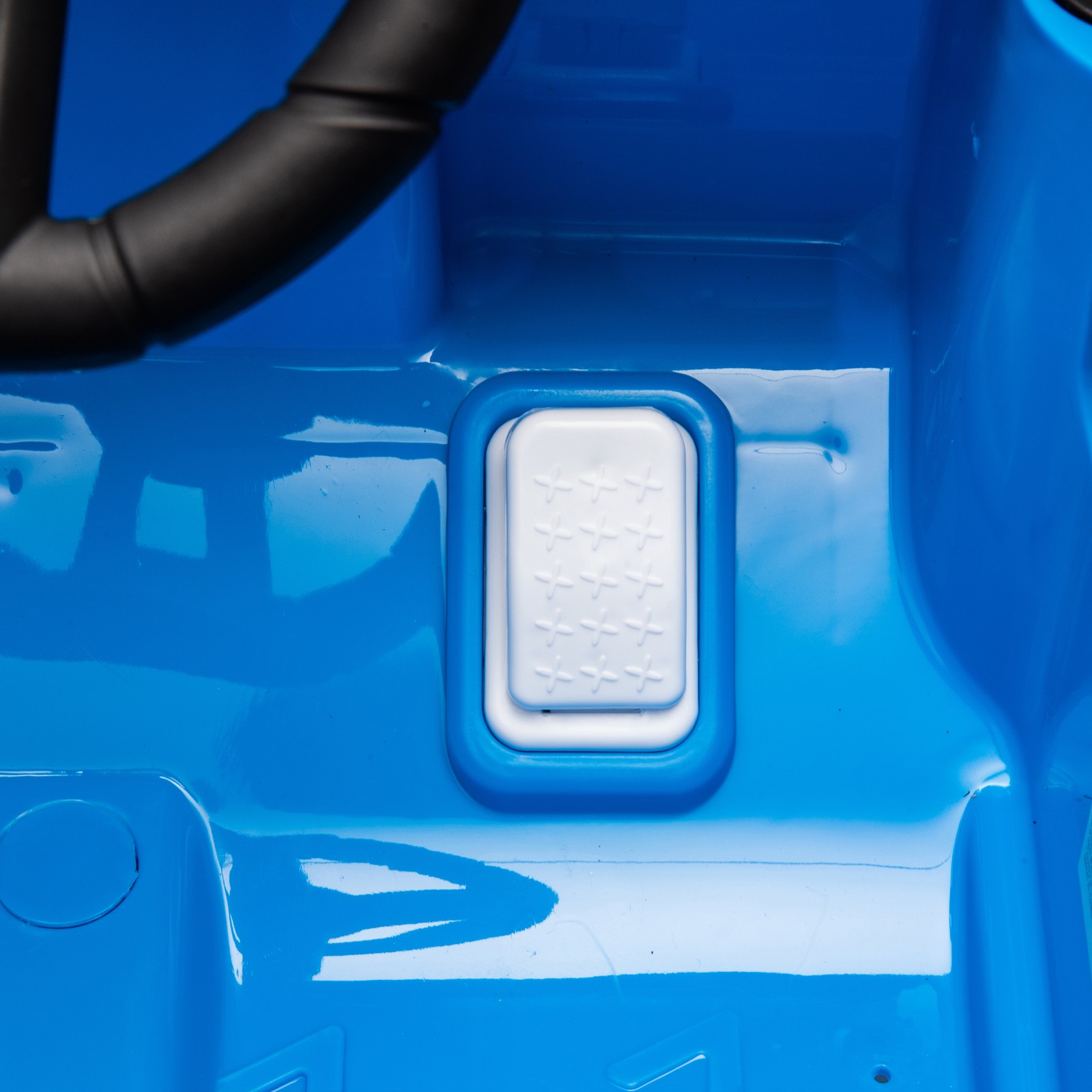 12V Kids Ride On Car Dual Drive 4 wheel With Bluetooth USB for Kids 2-4 Blue