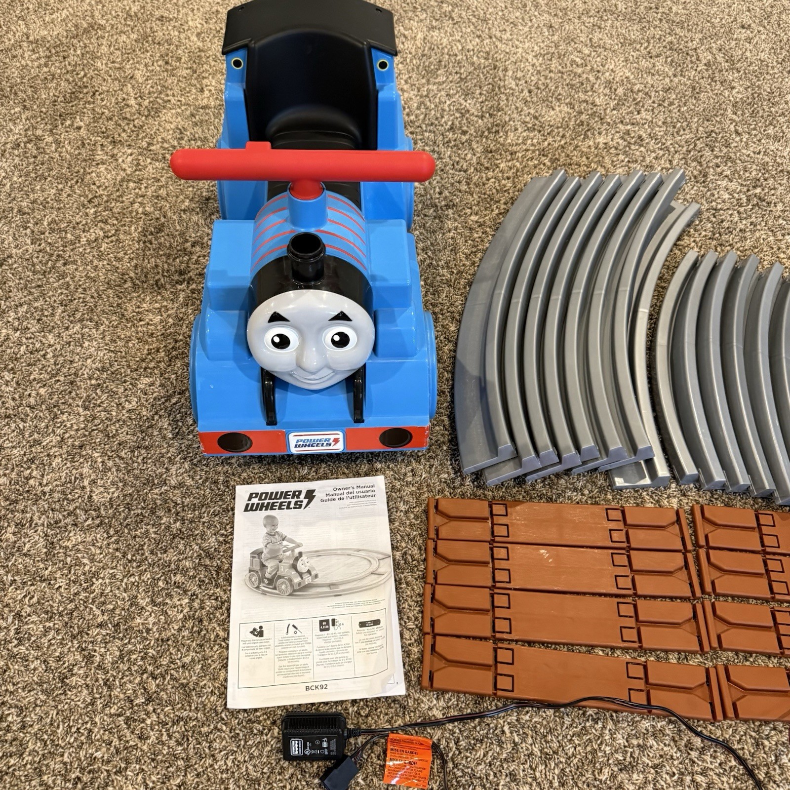 Fisher Price Power Wheels Ride-on Thomas & Friends Thomas On Track WORKS!!