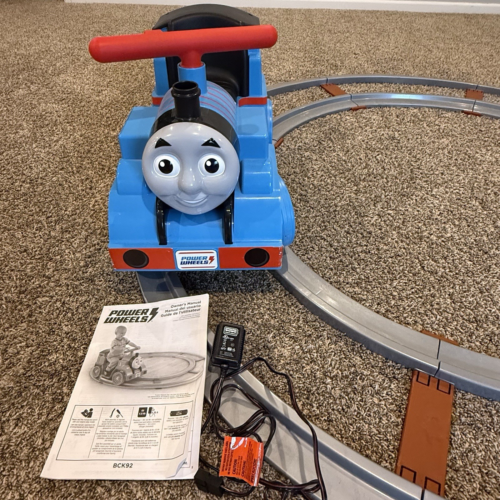 Fisher Price Power Wheels Ride-on Thomas & Friends Thomas On Track WORKS!!