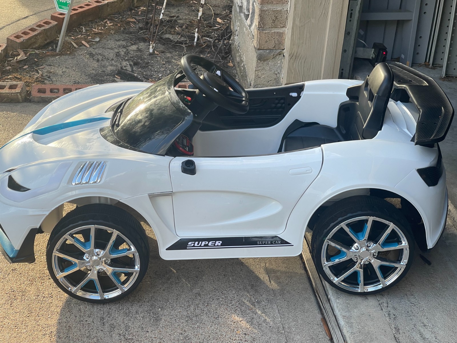 Super Car Ride On Toy – ER-6676, chargeable