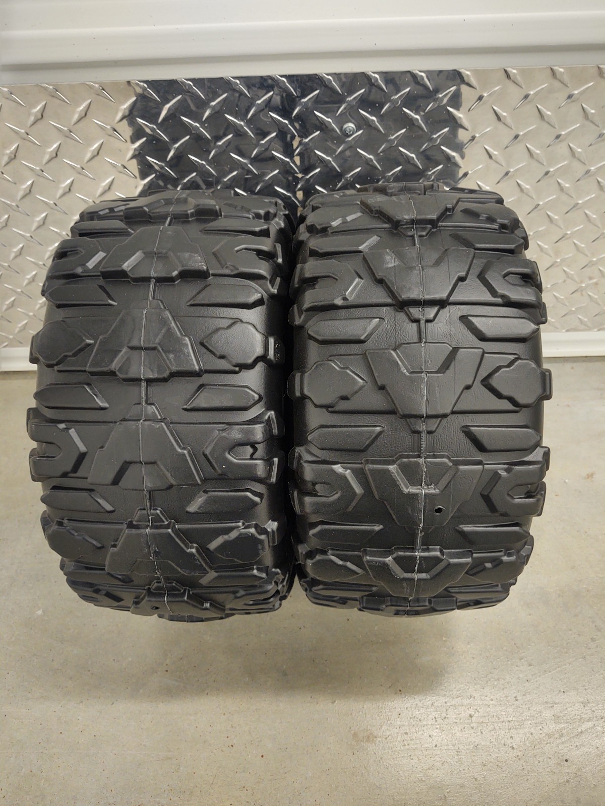 Power Wheels, Ford F-150, 2 pk Passenger Front Wheels, K8285-Q802-01, K8285-2039