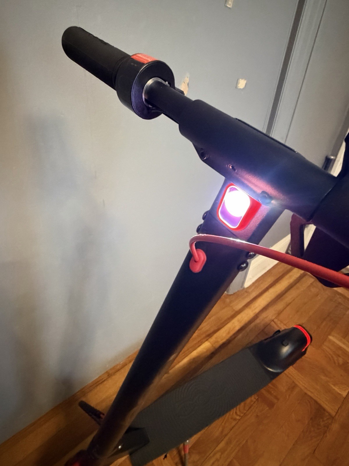 FIAT Folding Electric Scooter – 350W Motor, 15 to 20-Mile – ( Flat Tire)