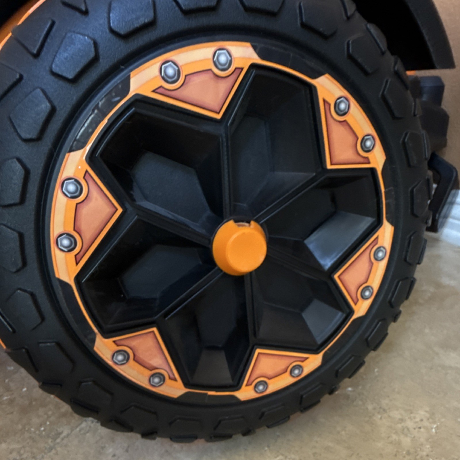 Power Wheels Wild Thing Battery Spin On Toy – No Belts – Goes Up To 5mph
