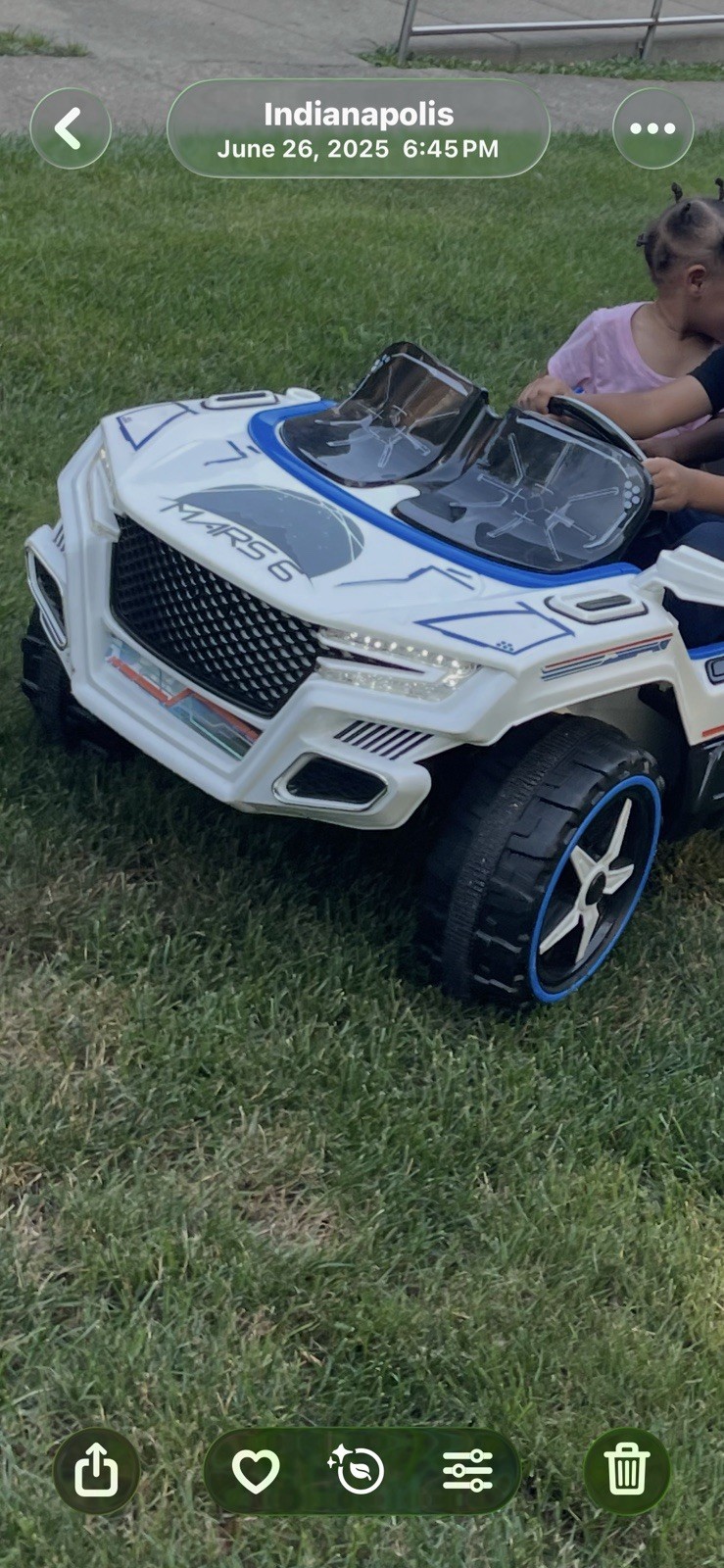 MARS 6 Kids Battery Powered Ride-On Car 2-Seater White/Blue Age 3-7 2025