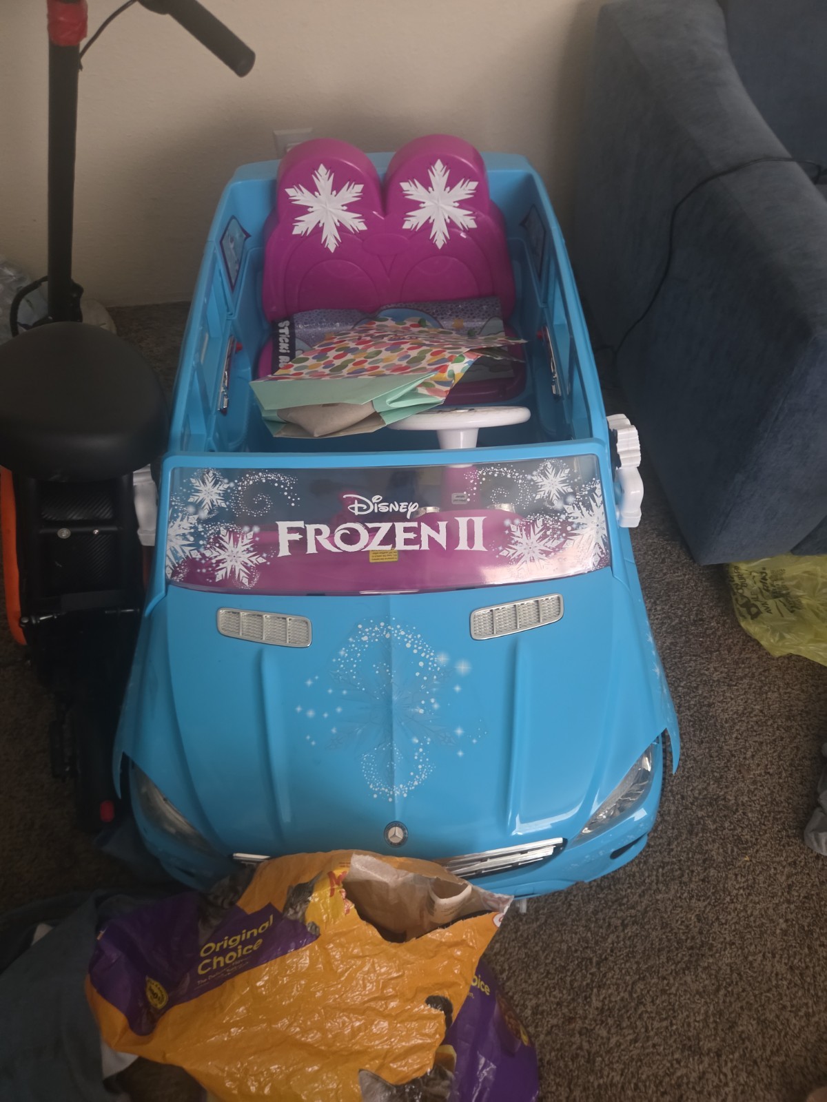 Disney Frozen II Battery Powered Ride-On Car, Blue, Cars Theme
