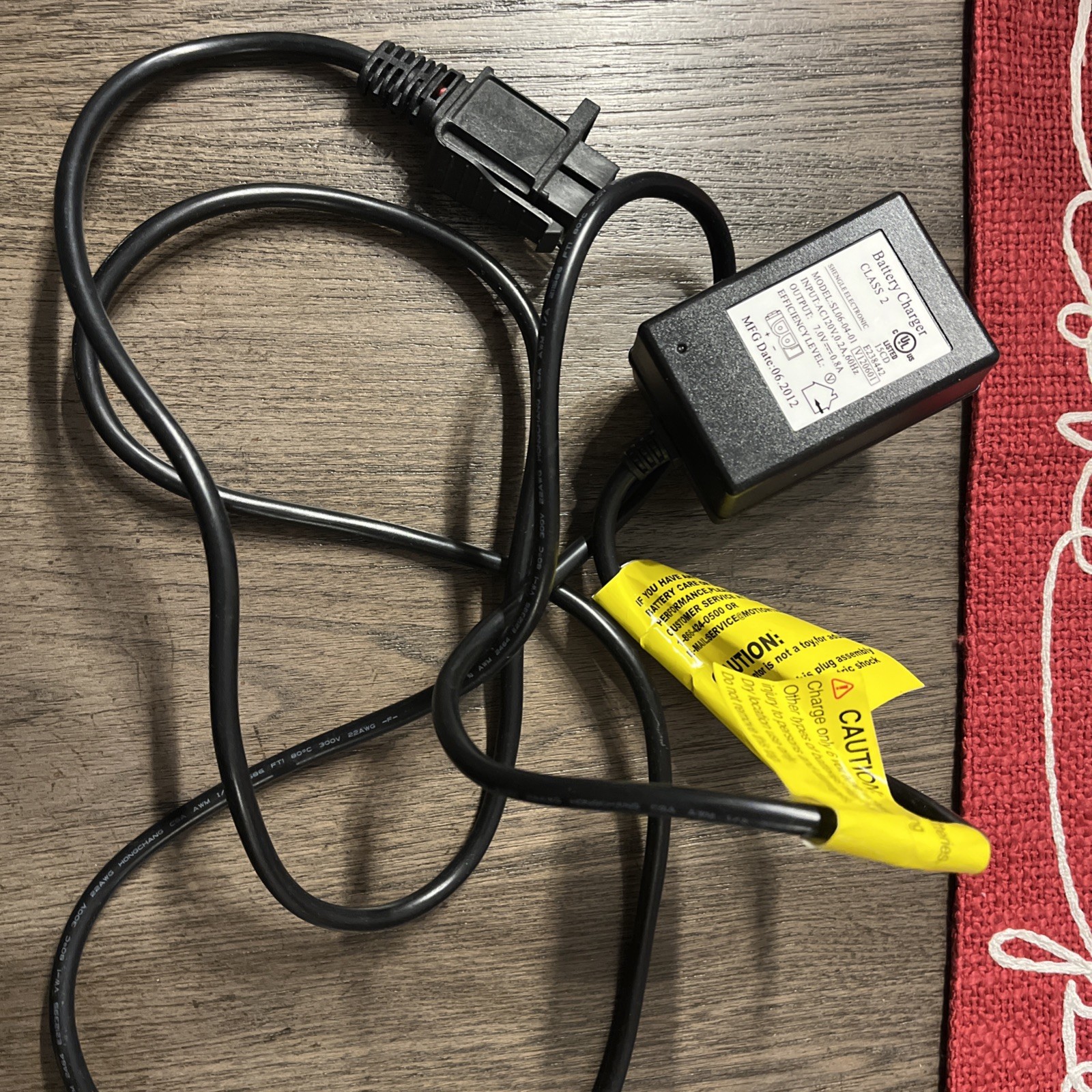 Electronic SL06-04-01 Battery Charger Kid Trax / Motion Trends 7V—.8A