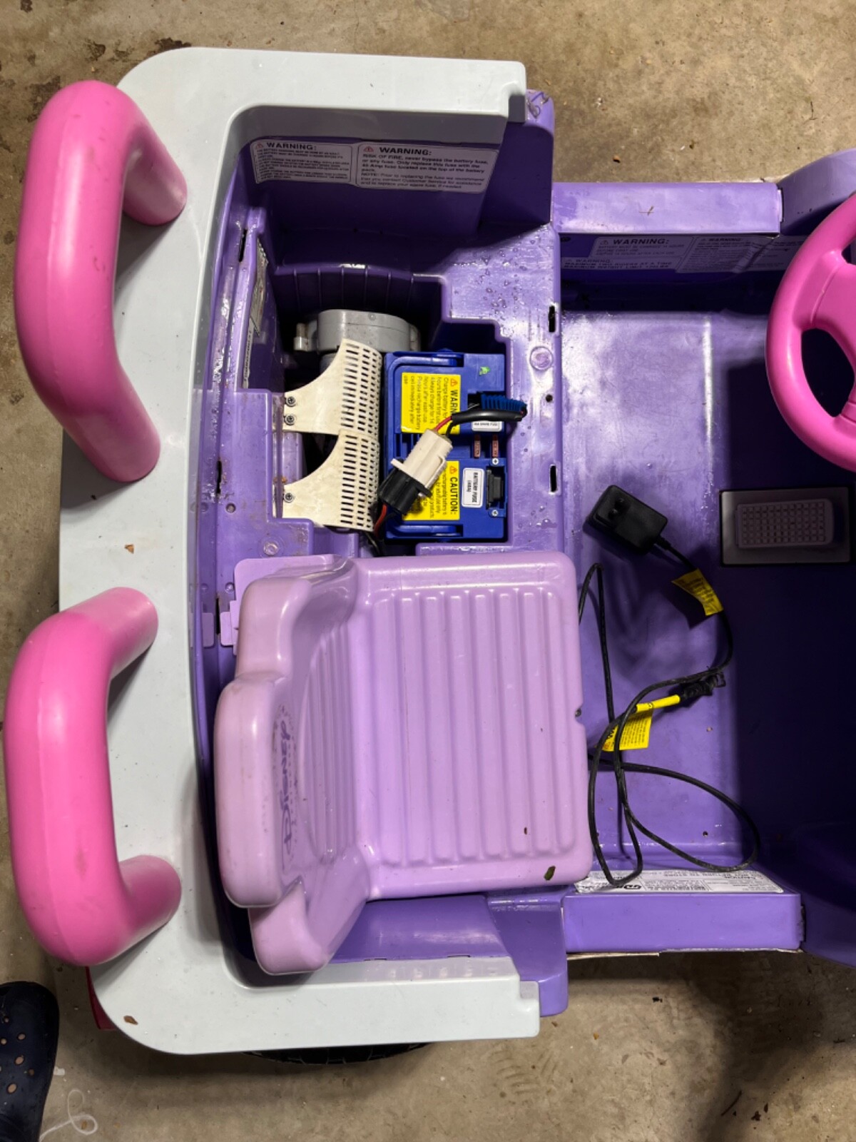Toyota FJ Cruiser Motion Trendz 12V Battery Ride on Car Toy Disney Princess